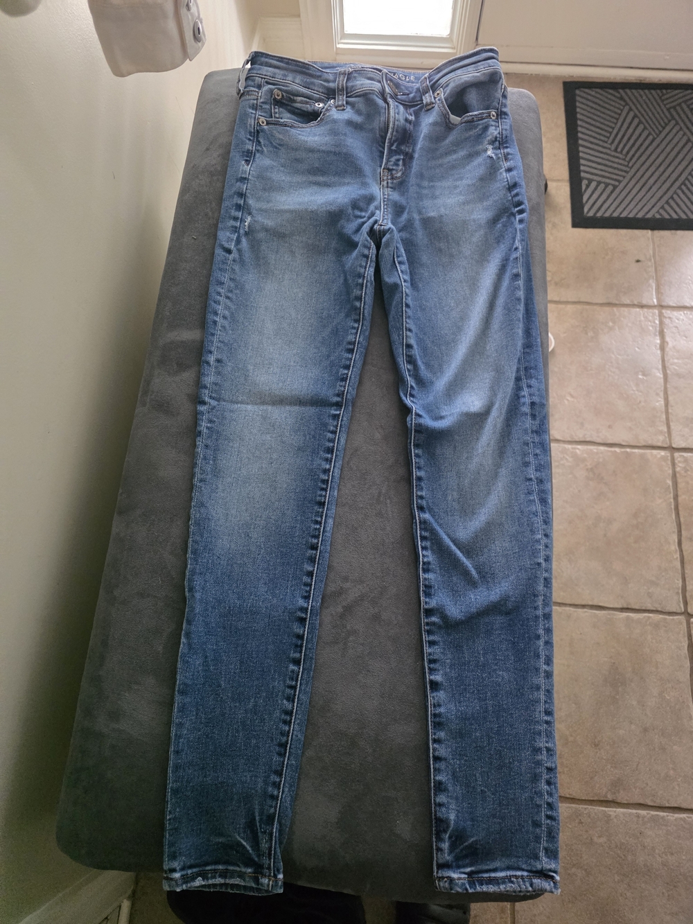 American Eagle Outfitters Medium Blue Skinny Jeans